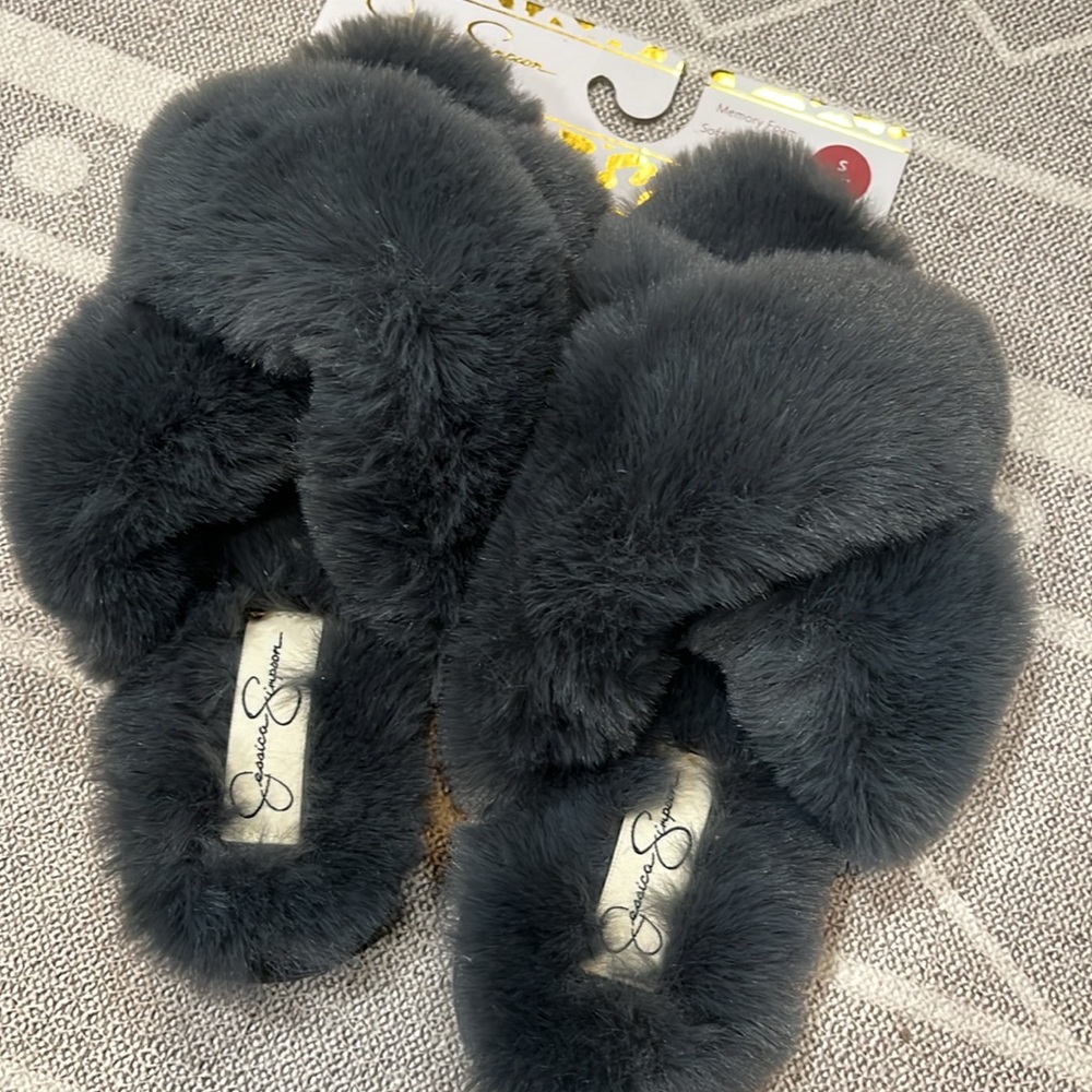 Jessica Simpson Faux Fur Slippers - Picture 3 of 4